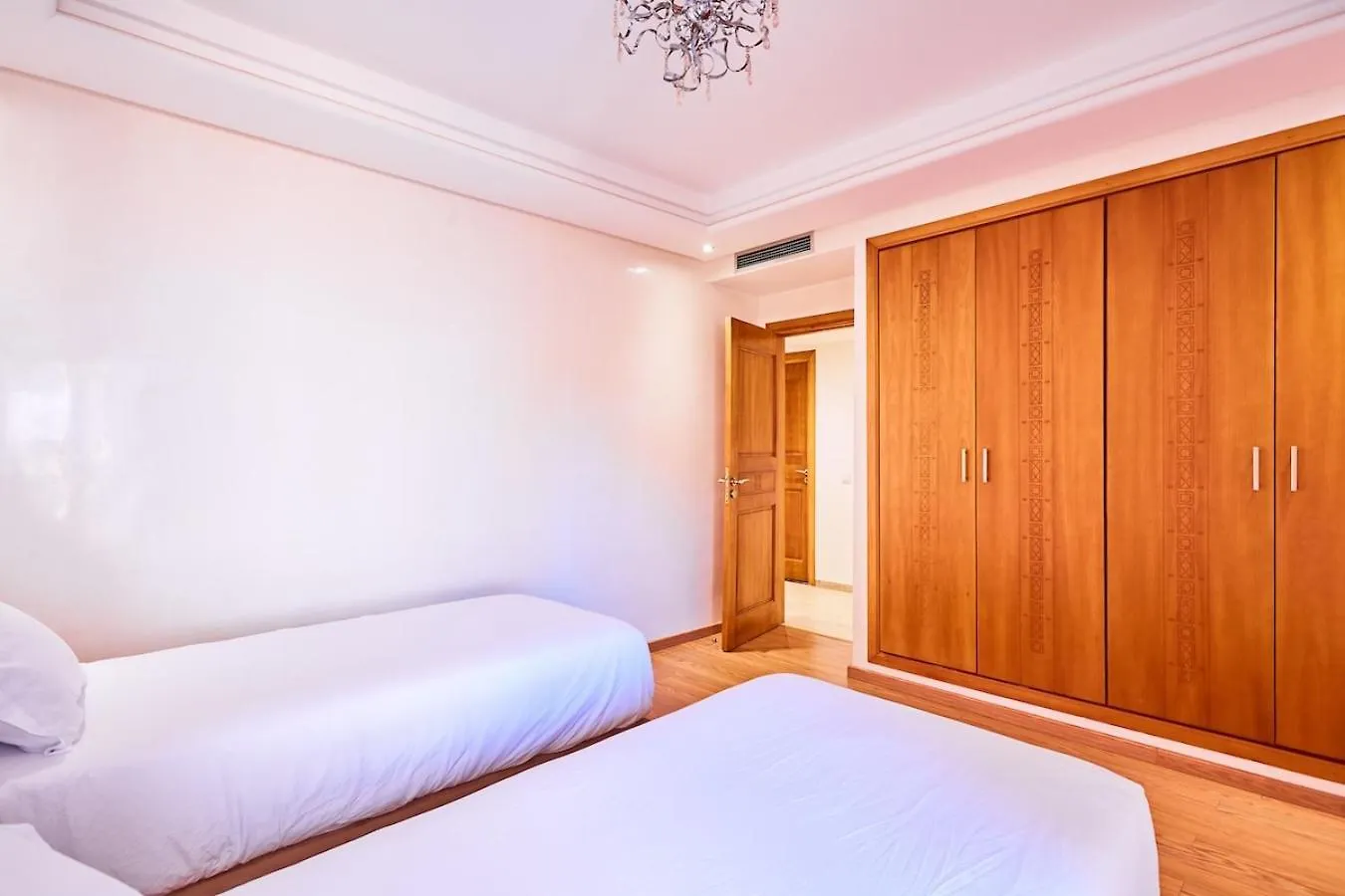 Casablanca 3 Bed Unit In Triangle D'Or With Parking Apartment Morocco